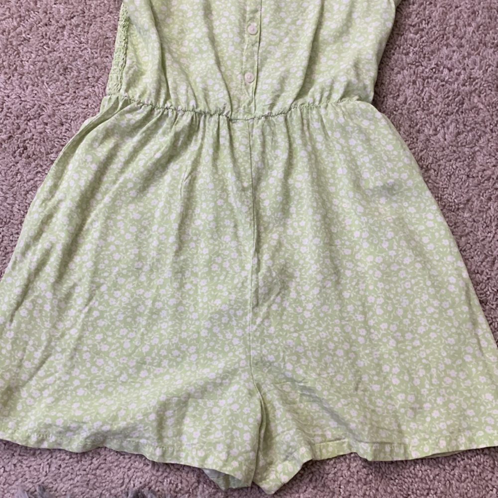 Romper - Picture 3 of 10